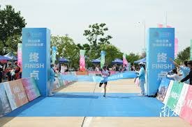 中超-莱昂纳多传射 上海海港4-1送津门虎赛季首败