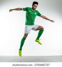 把LPL都打到没人了！Faker和T1续约4年，打到2029年，粉丝绝望了